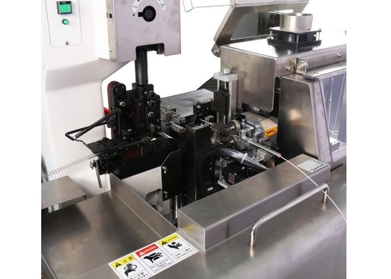 AC220V αυτόματη ικανότητα 3000 PC/ώρα μηχανών 21500N πτύχωσης καλωδίων